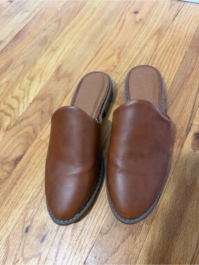 Universal Thread Slide On Mules